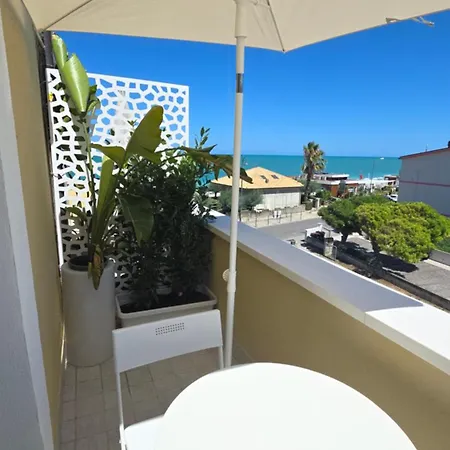 Cerry's Fronte Mare - Seaside & Sealight Appartement *