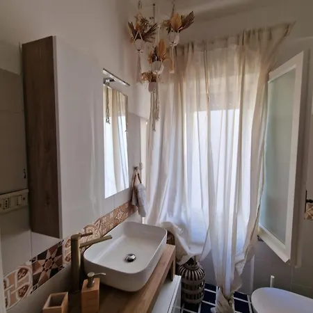 Cerry's Fronte Mare - Seaside & Sealight Apartment