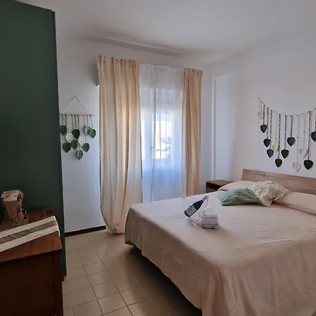 Cerry's Fronte Mare - Seaside & Sealight Apartment *