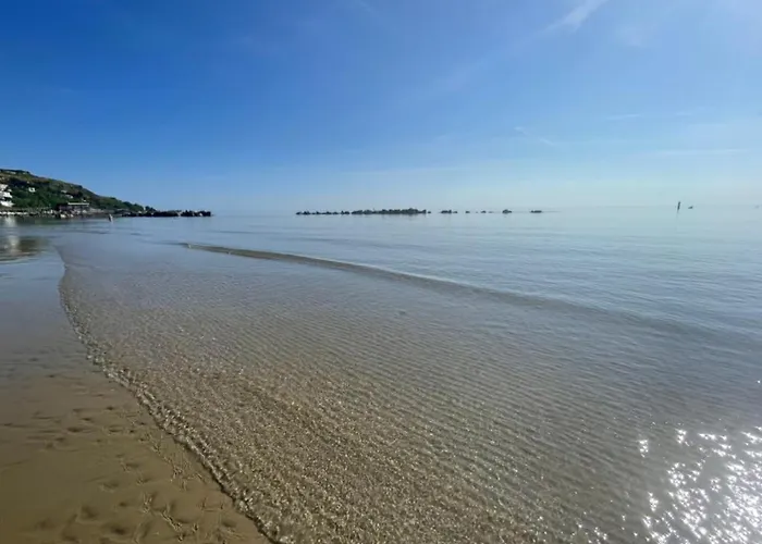 Cerry's Fronte Mare - Seaside & Sealight Apartmán *